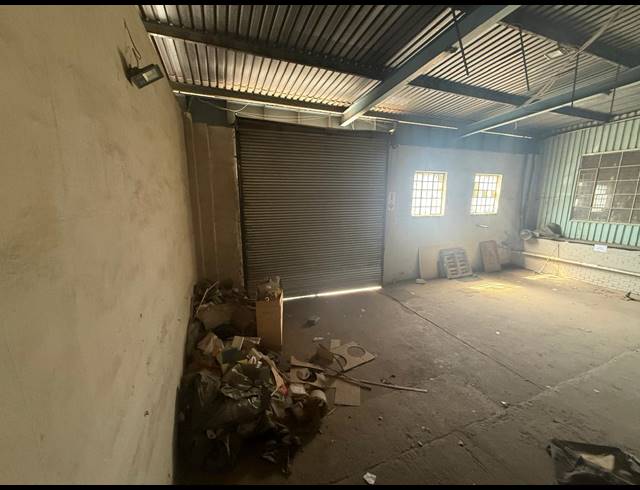 800M² WAREHOUSE TO LET IN ALRODE